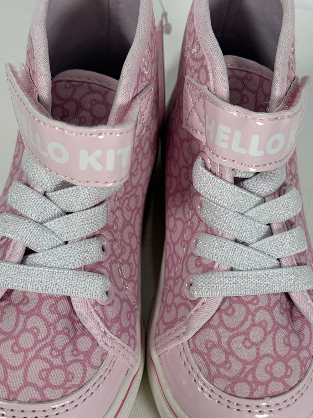 Sanrio Hello Kitty Pink High Top Sneakers Girls Toddler Size 8 - Picture 13 of 13